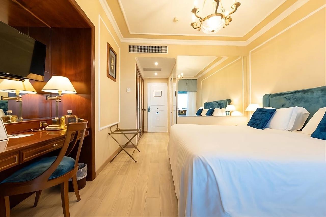 Grand Hotel Del Mare Resort & Spa Bordighera Bagian luar foto